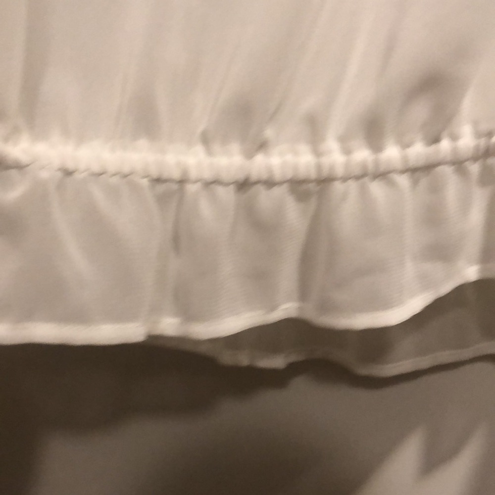 Beautiful polyester blouse - Picture 8 of 11